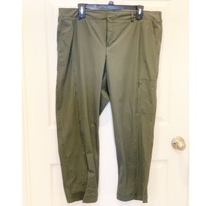 Kirkland Ladies Travel Pant Olive Green Pockets